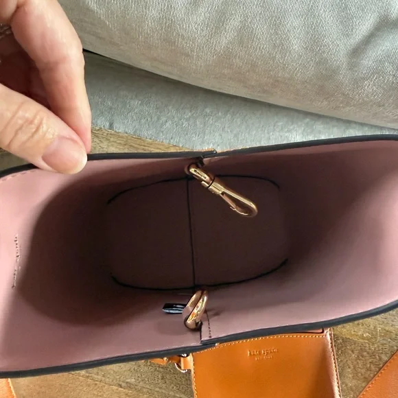Kate Spade Mini Halo Bucket Bag in Baked Amber new without tags - Picture 8 of 9